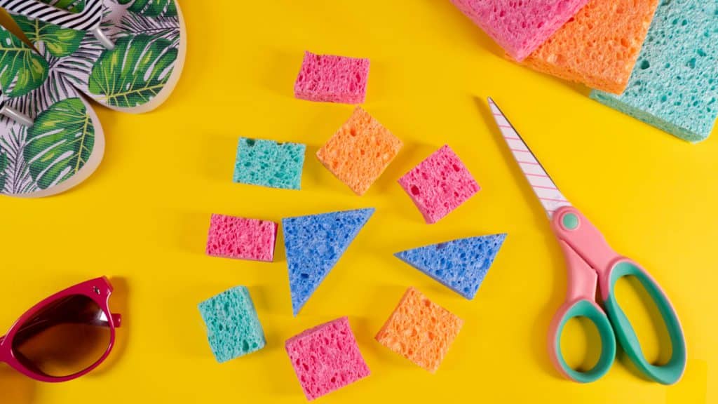 DIY Hawaiian Sponge Leis